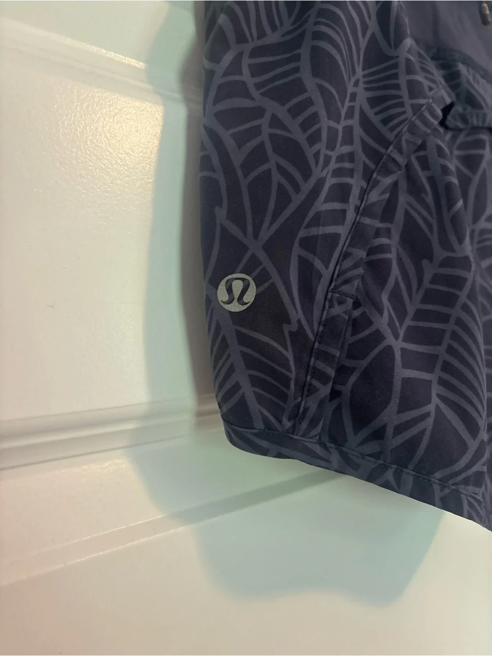 lululemon athletica Navy Leaf-Print Athletic Skort Shorts
